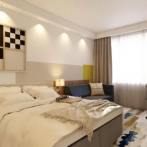 *** Hotel Ibis Styles Airport Polska
