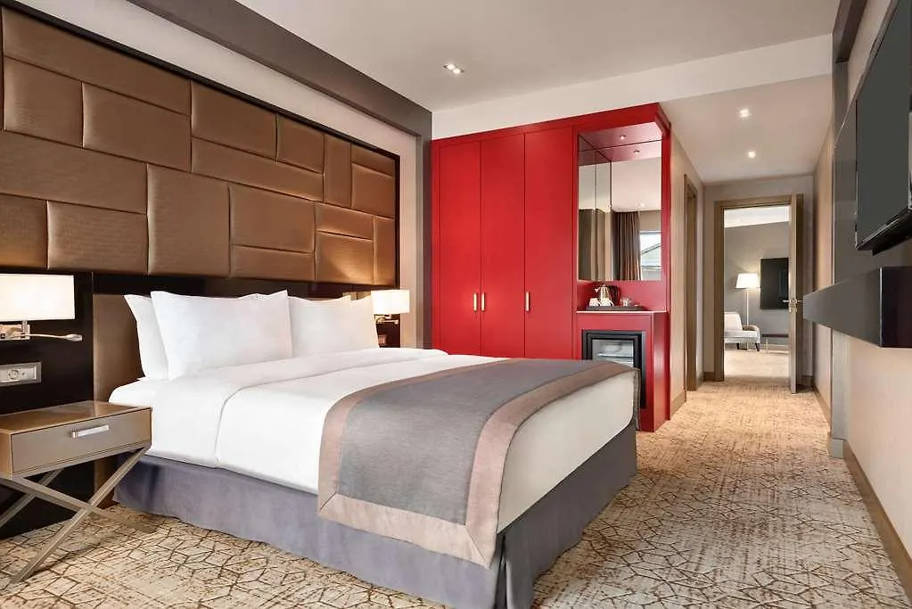 Hotel Wyndham Grand Tbilisi