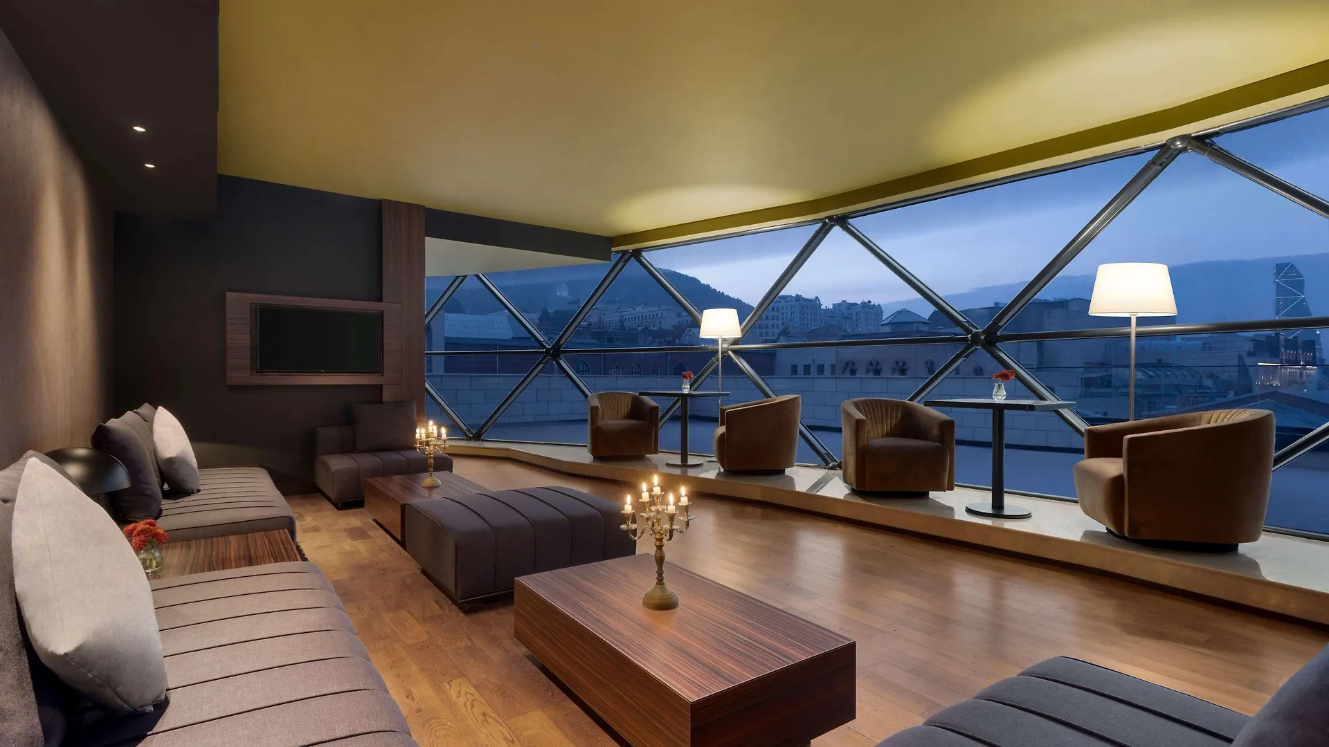 Wyndham Grand Tbilisi Hotell