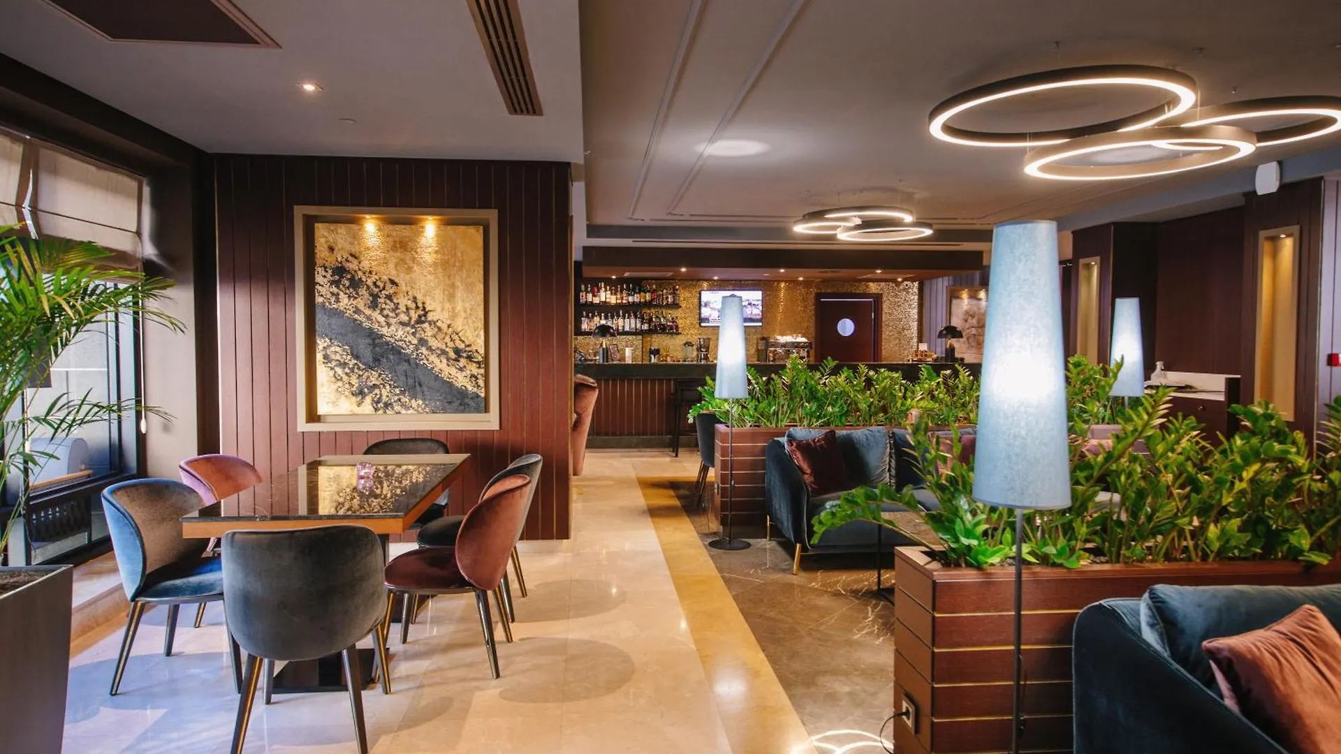 Wyndham Grand Tbilisi Hotell