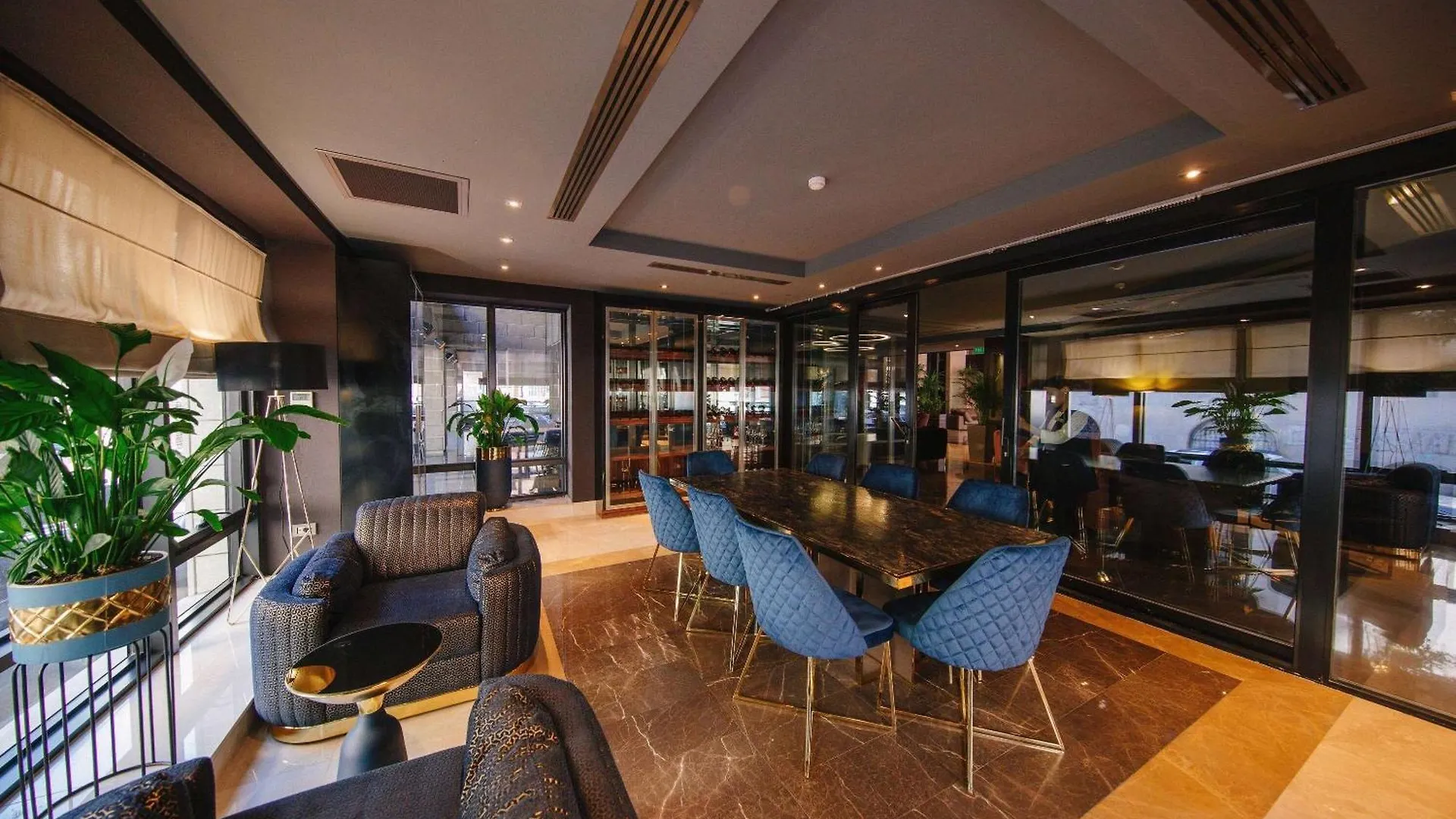 Wyndham Grand Tbilisi Hotell
